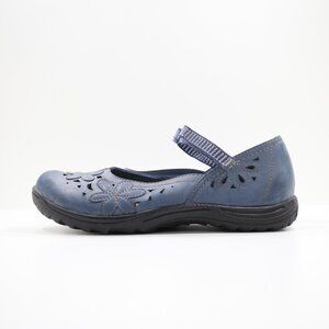 Earth Spirit Blue Faux-Leather Mary Jane Flats - 8. Minor scuffs on toes